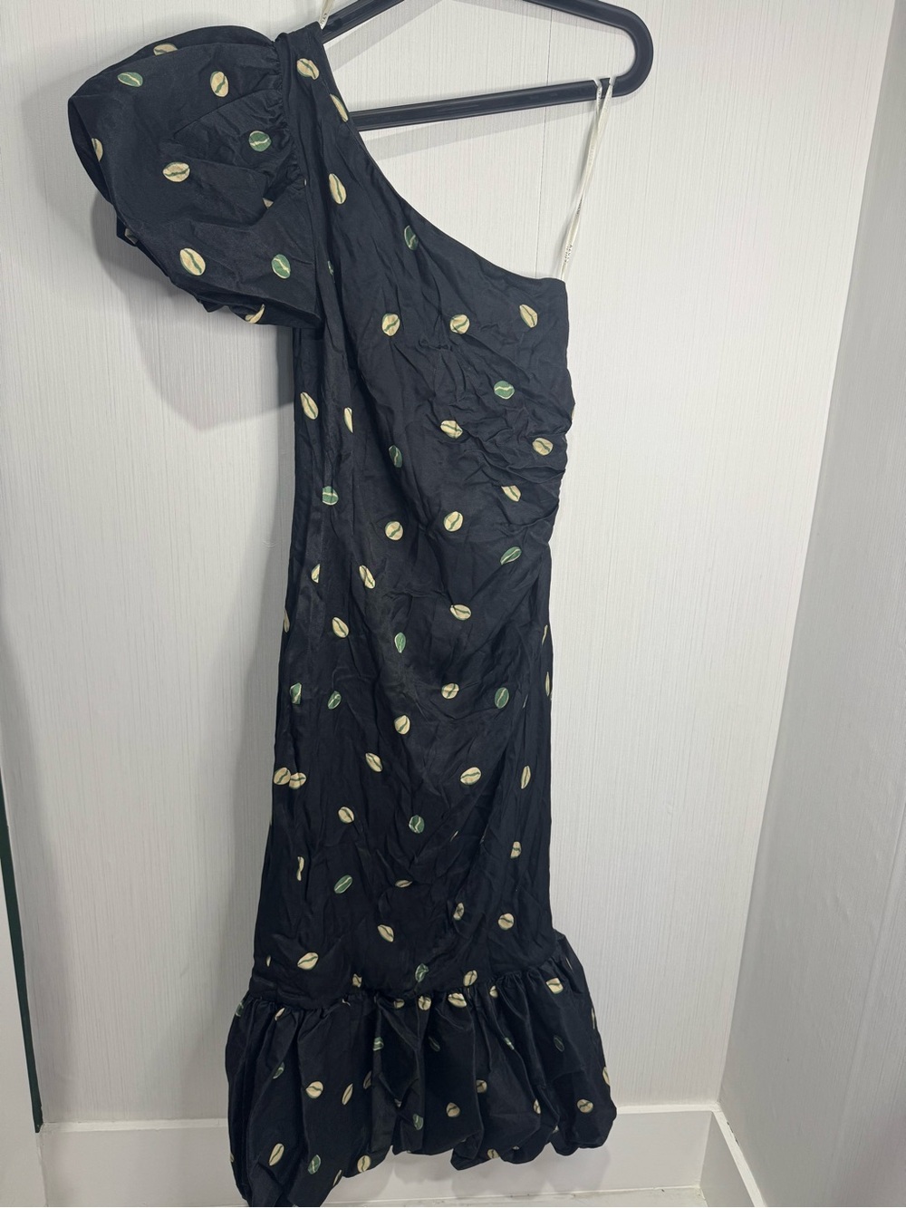 AZULU Black One Shoulder Dress. Coffee Bean Print. XS. Stunning dress!